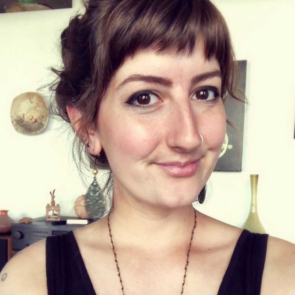 Meet your Posher, Laura